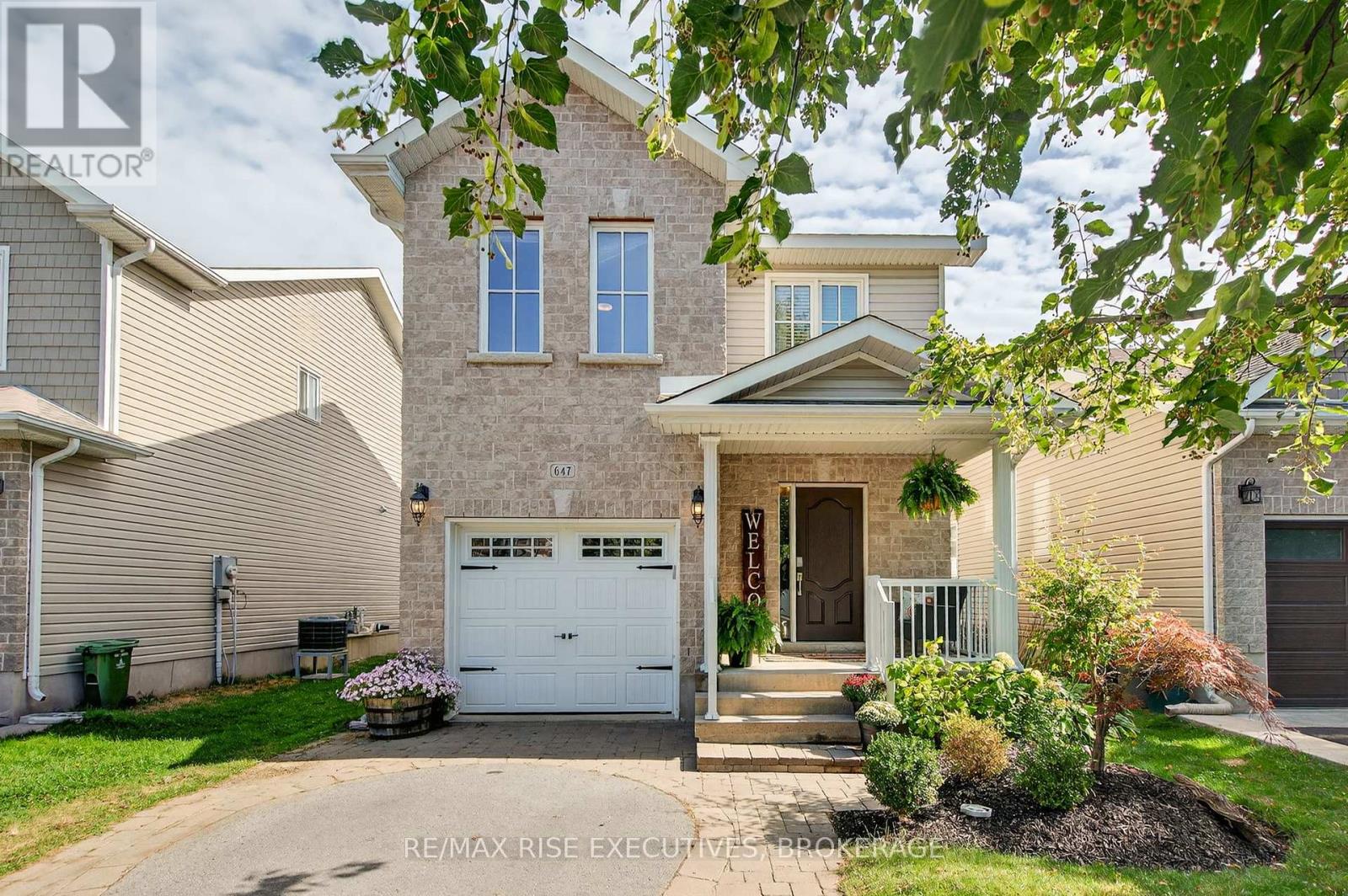 647 Walters St, Kingston, ON K7K 0B8