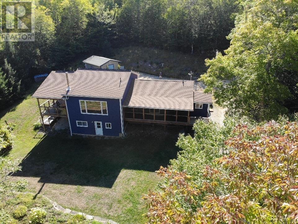 590 Gilberts Ln, Maplewood, NS B0R 1A0