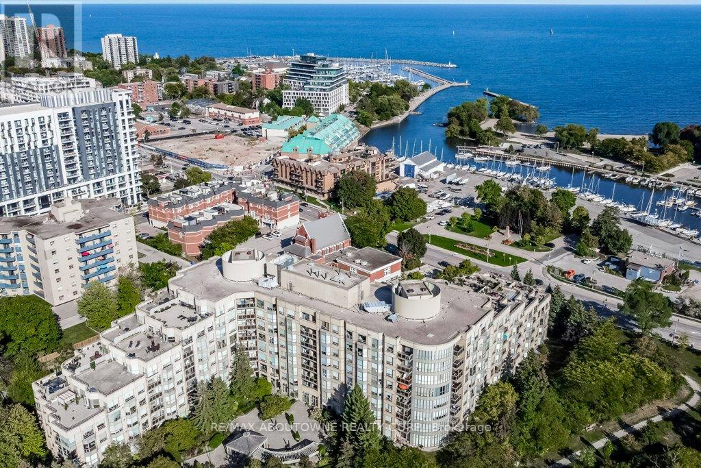 519 2511 Lakeshore Rd W, Oakville, ON L6L 6L9