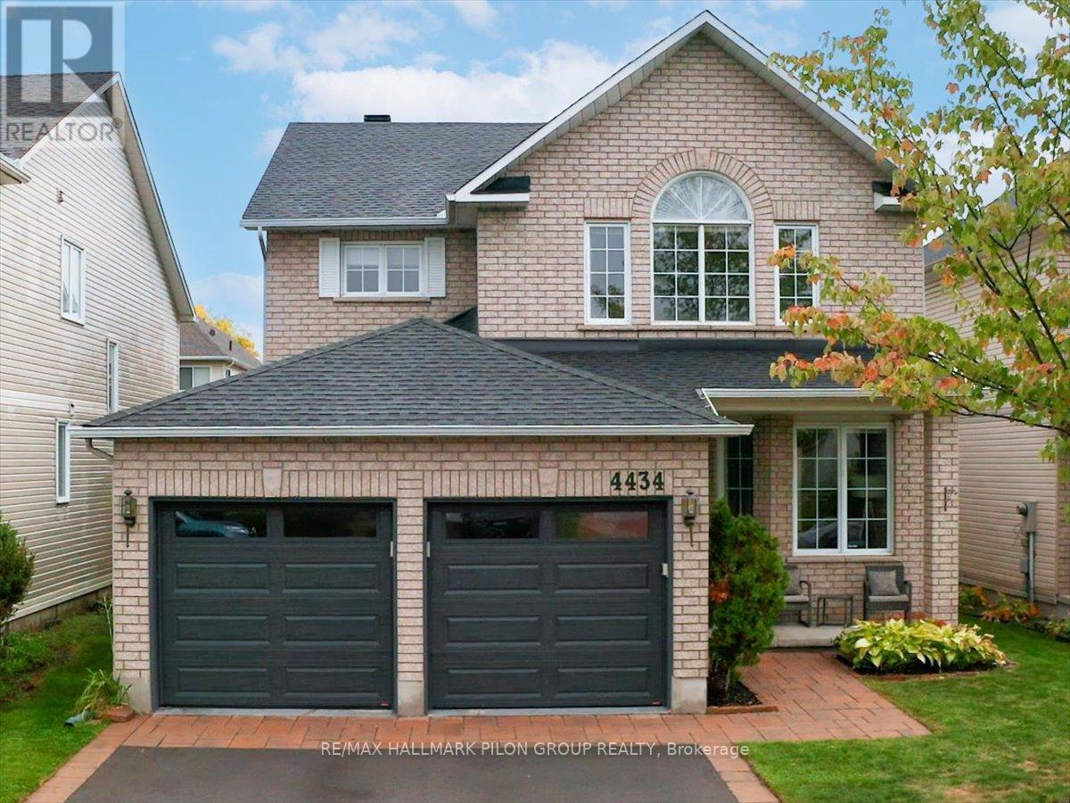 4434 Rainforest Dr, Ottawa, ON K1V 1L6