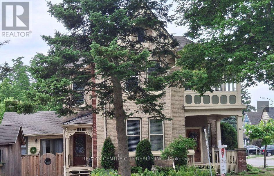 65 Bruce St, London, ON N6C 1G7