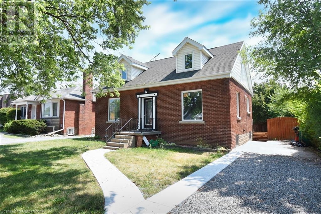 687 Upper James St, Hamilton, ON L9C 2Z4