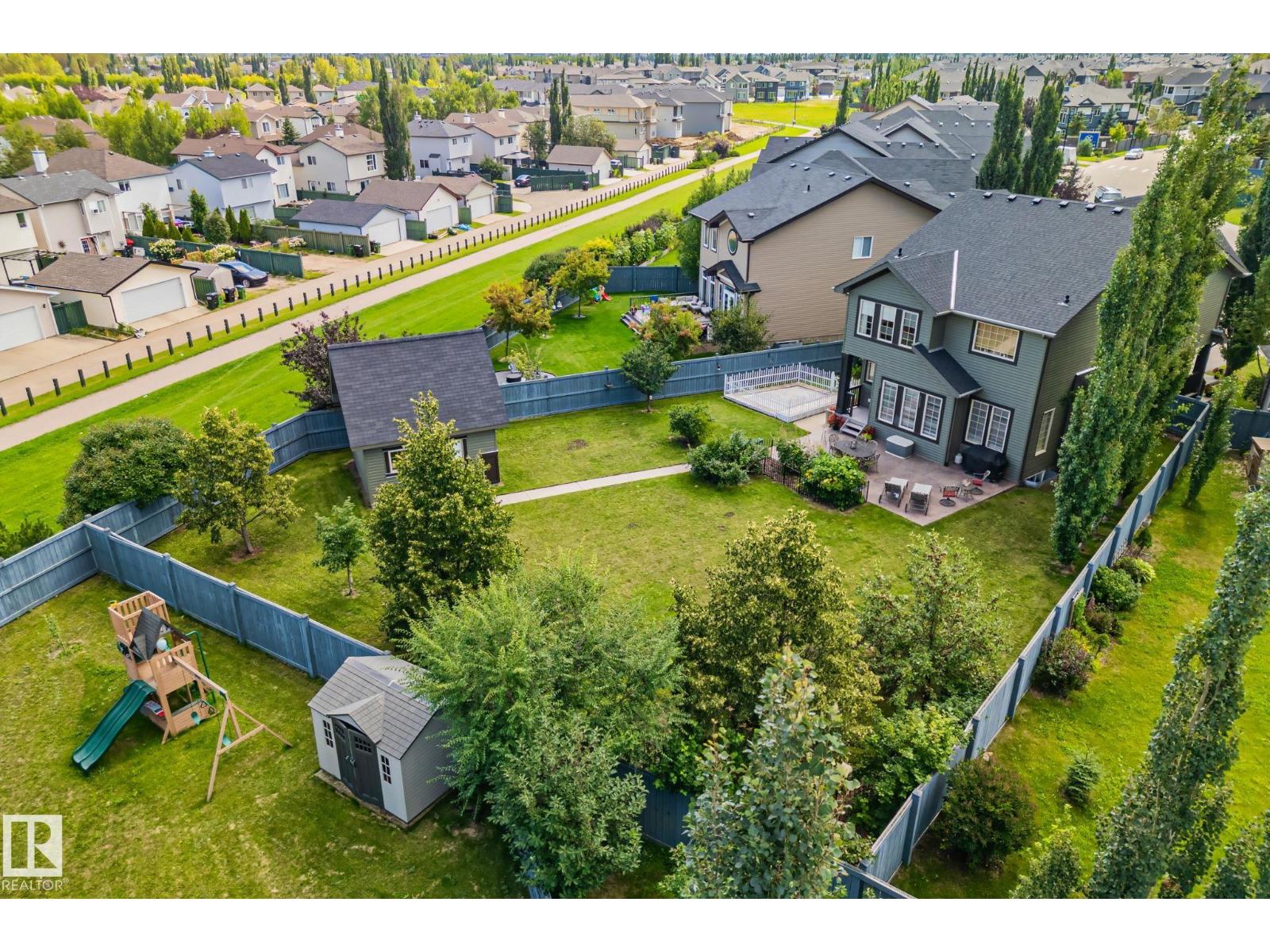 3457 Goodridge Link Li NW, Edmonton, AB T5T 4G2