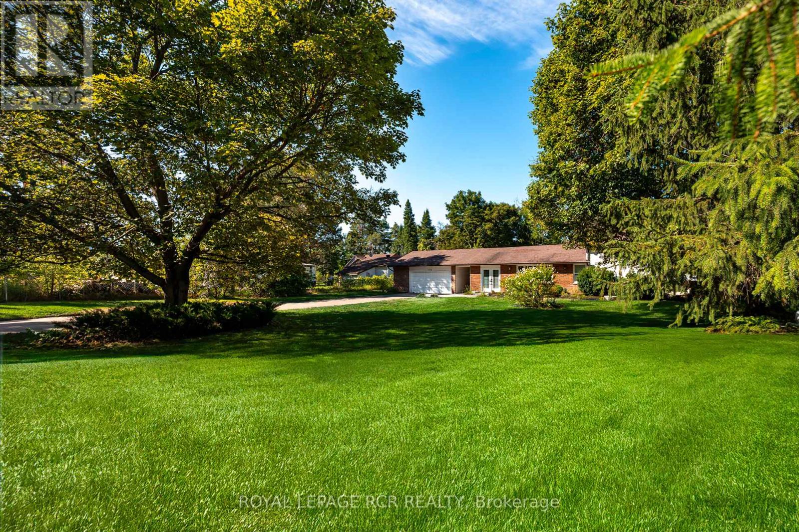 2534 Sunnidale Rd, Springwater, ON L0M 1T2