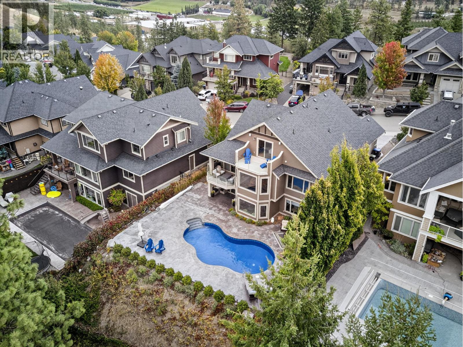 1054 Long Ridge Dr, Kelowna, BC V1V 2S1