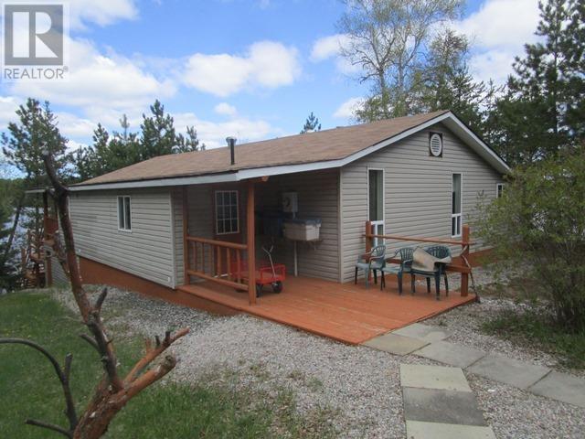 1844 Southshore Dr, Sioux Lookout, ON P8T 0A7