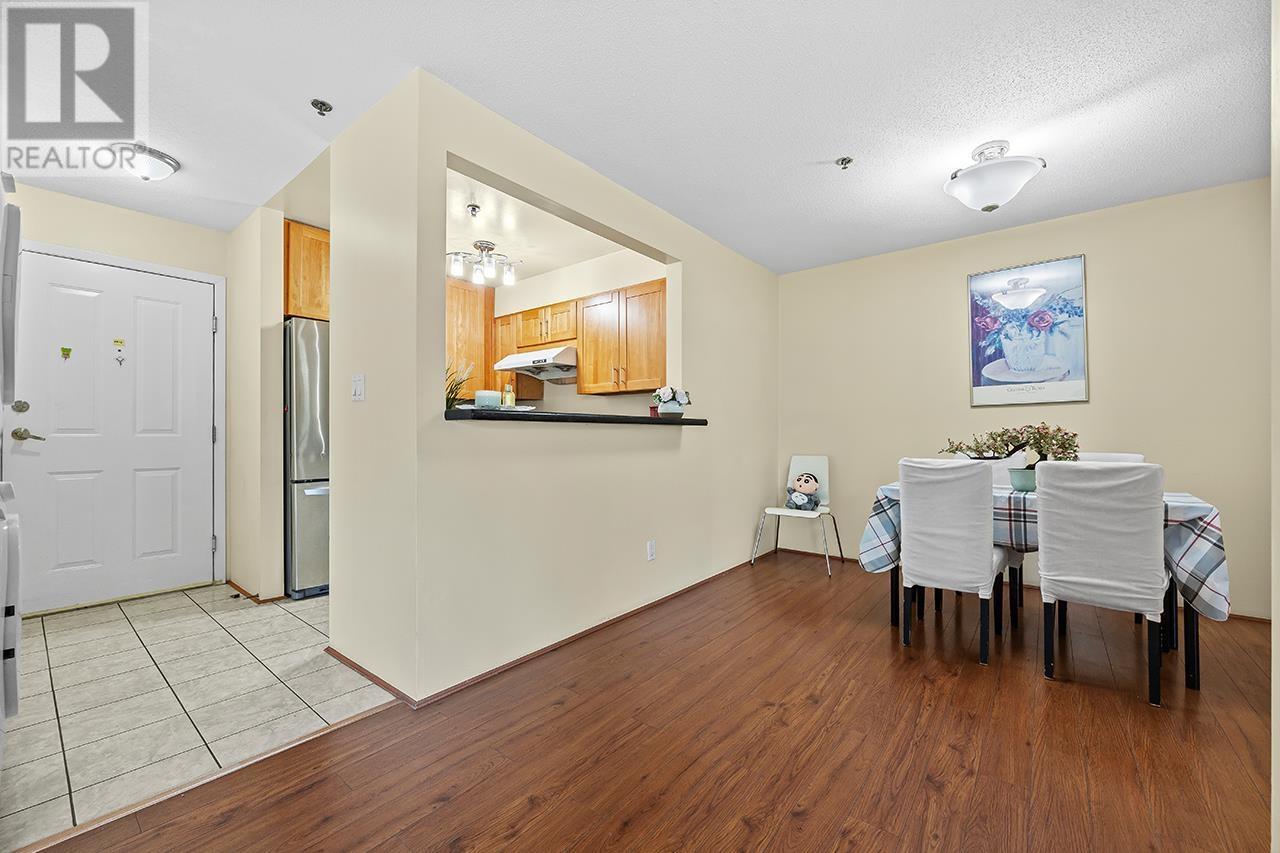 7800 St Albans Road Unit 203, Richmond, BC V6Y 3Y5