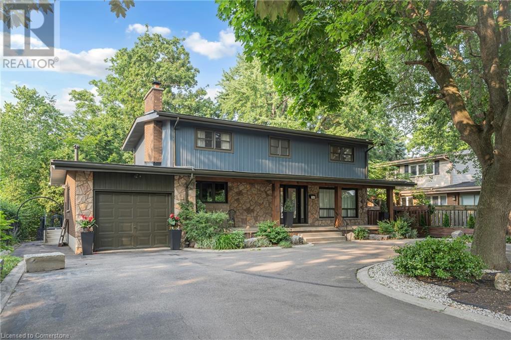 316 Fennell Ave W, Hamilton, ON L9C 1G4