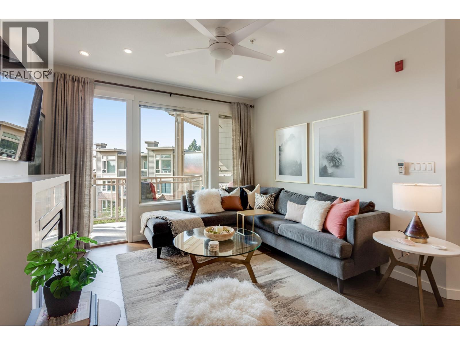 119 W 22nd Street Unit 526, North Vancouver, BC V7M 0B4