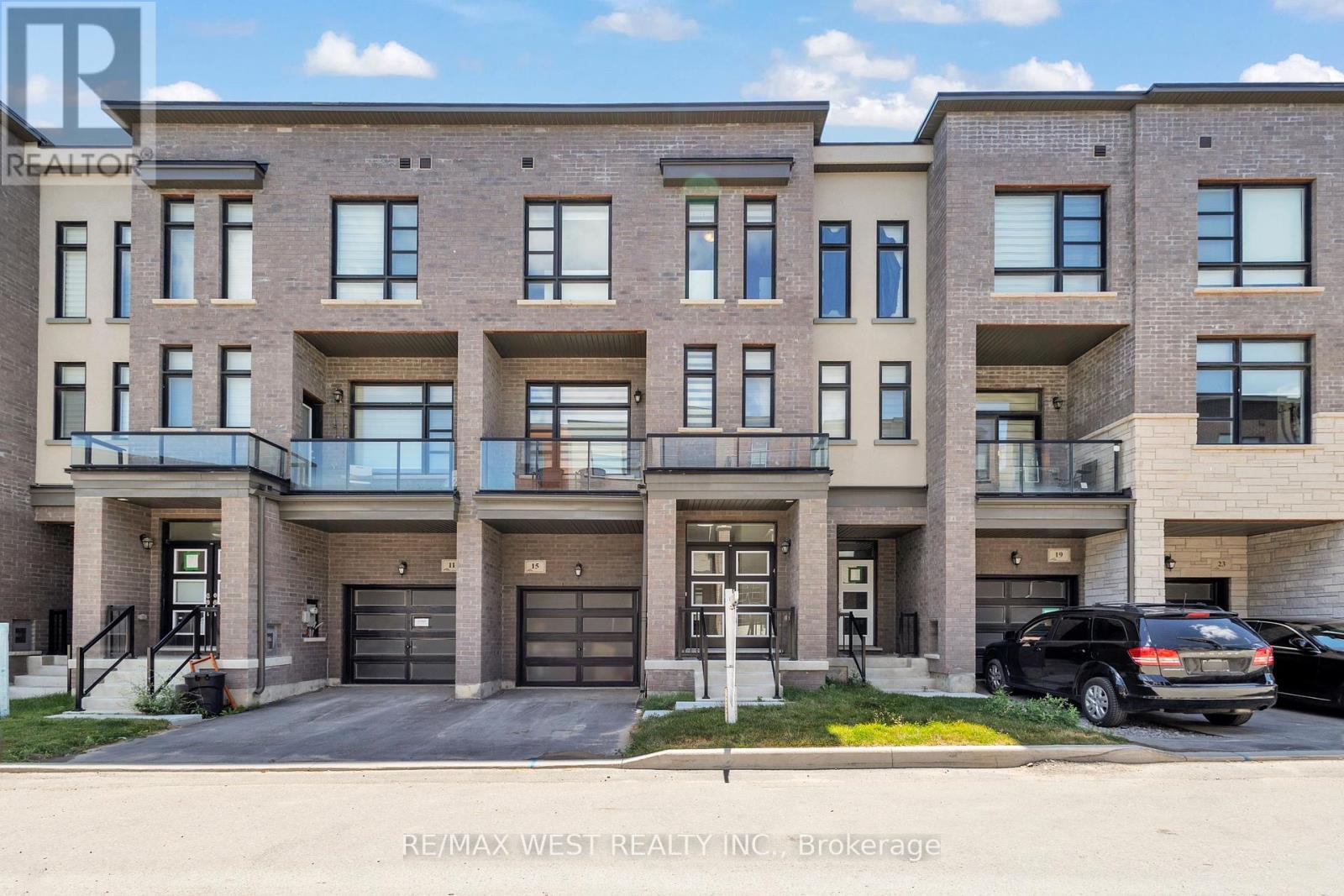15 Quilico Rd N, Vaughan Elder Mills, ON L4H 5H1
