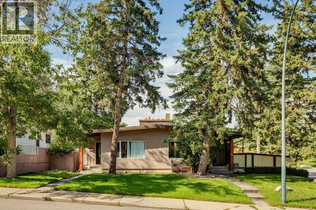 53 Avenue Sw Unit 702, Calgary, AB T2V 0C3