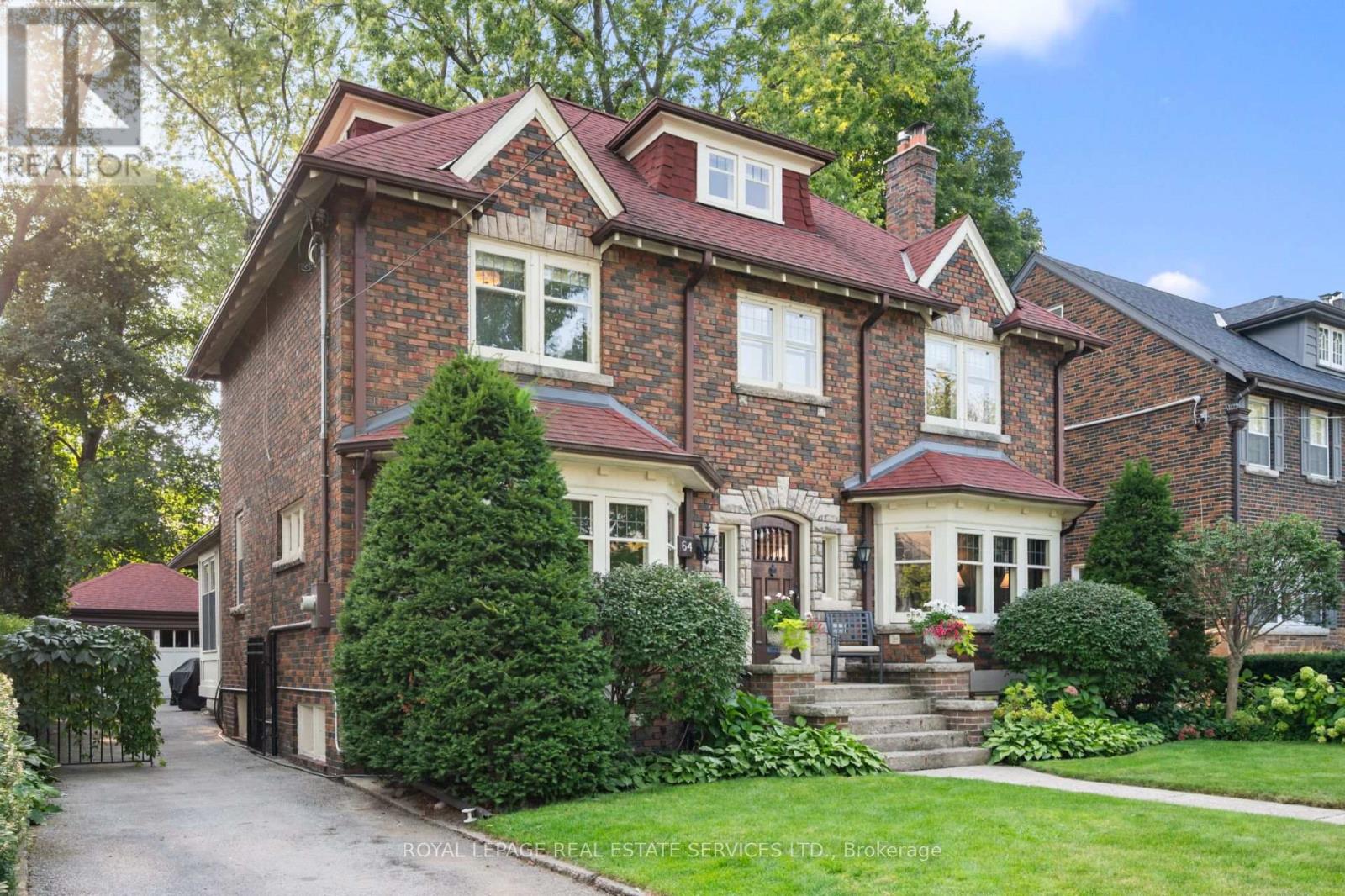 64 Grenview Blvd N, Toronto Kingsway South, ON M8X 2K4
