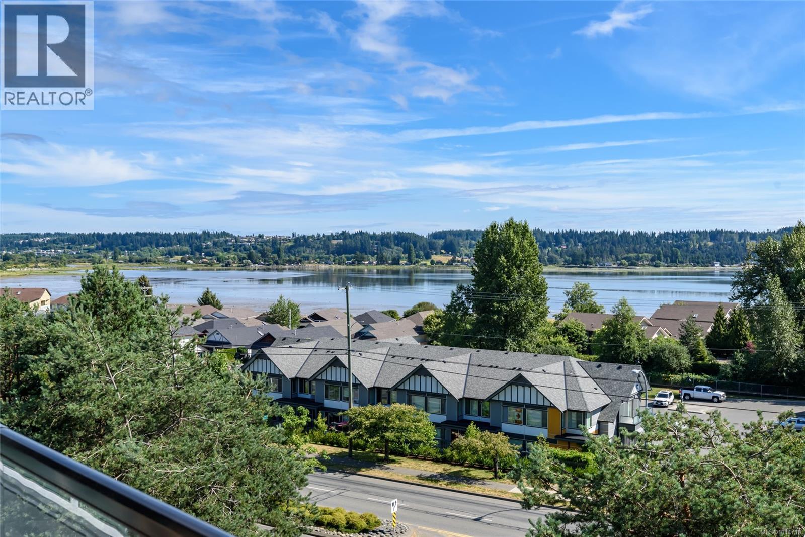 3070 Kilpatrick Avenue #ph04, Courtenay, BC V9N 0G7