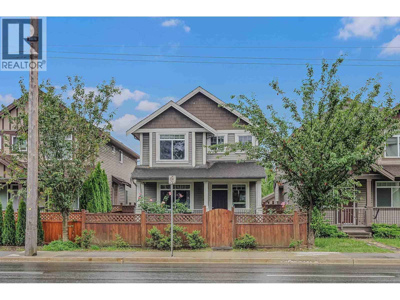 23942 Dewdney Trunk Rd, Maple Ridge, BC V4R 1W2
