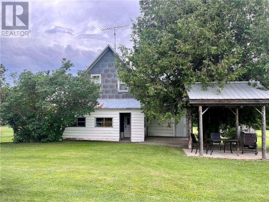 Pikwakanagan (Golden Lake 39), ON homes for sale & real estate listings