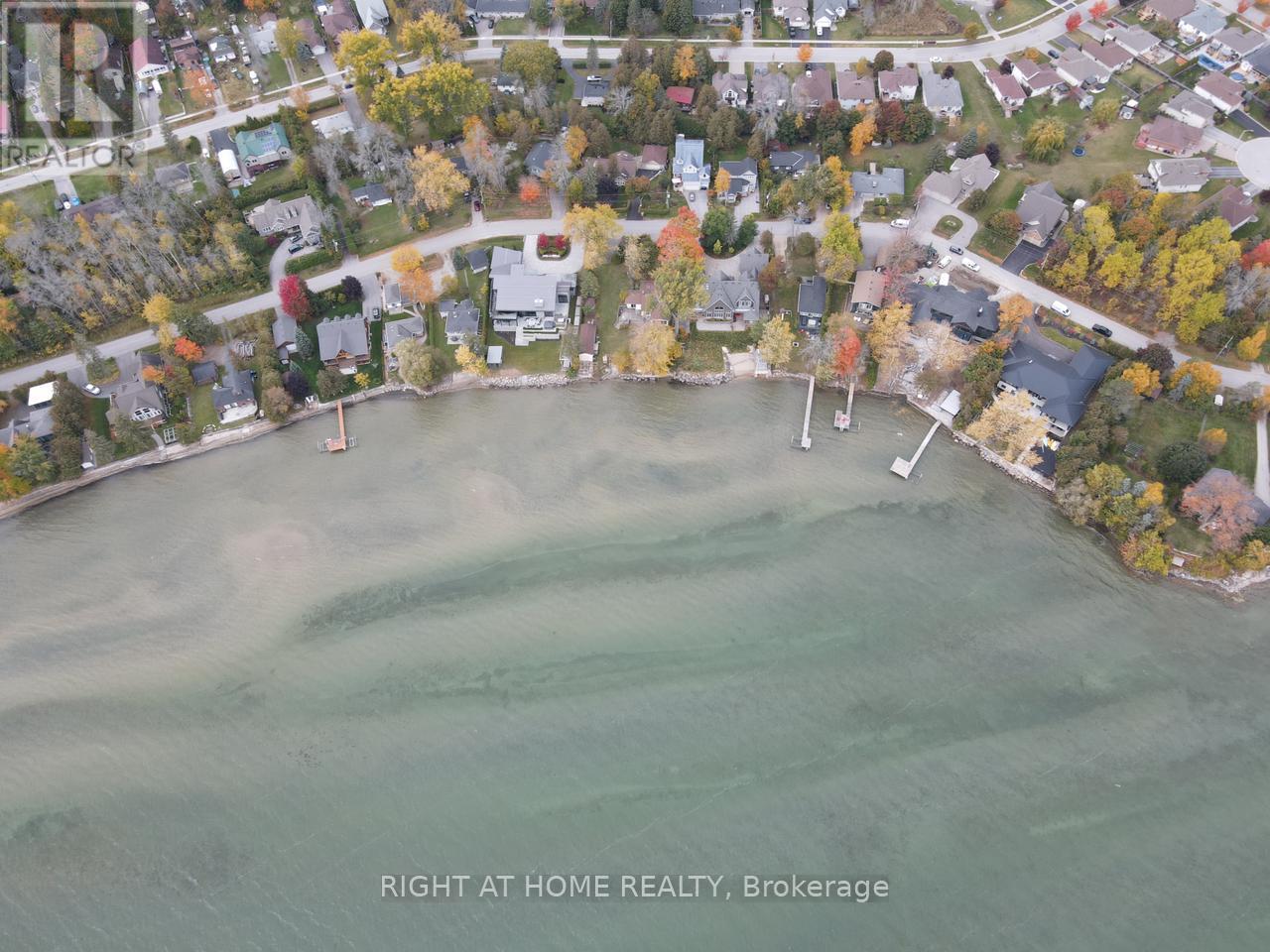 2802 Ireton St, Innisfil, ON L9S 2J2