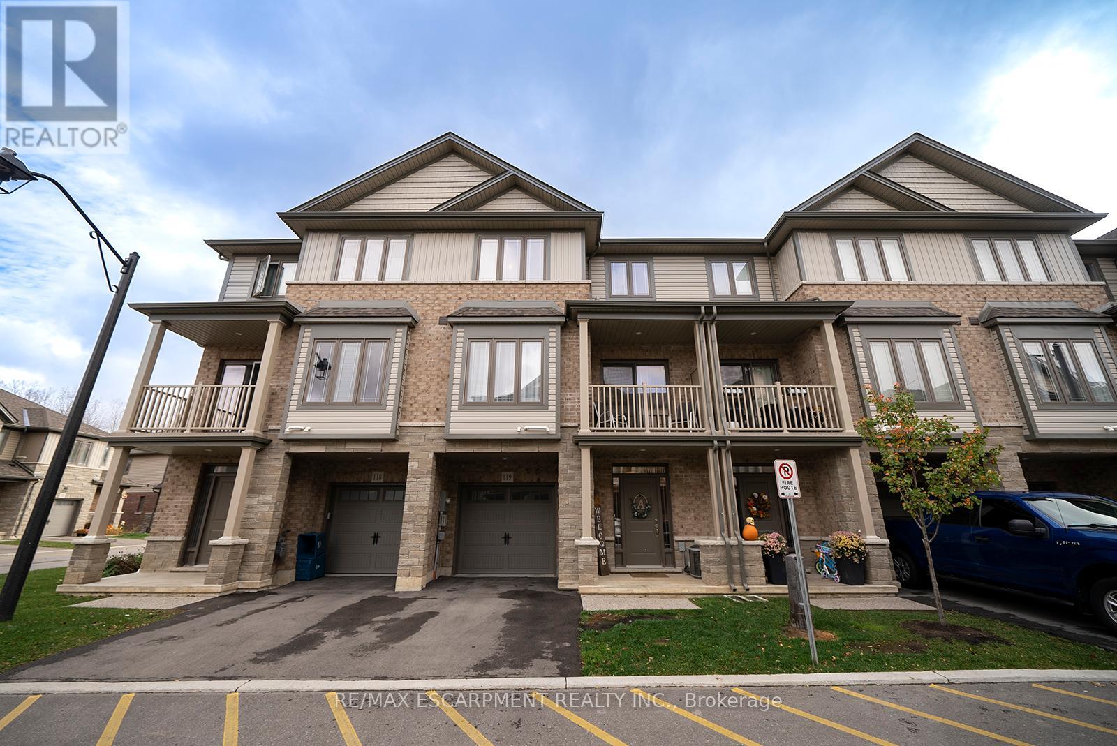 119 77 Diana Ave, Brantford, ON N3T 6P9