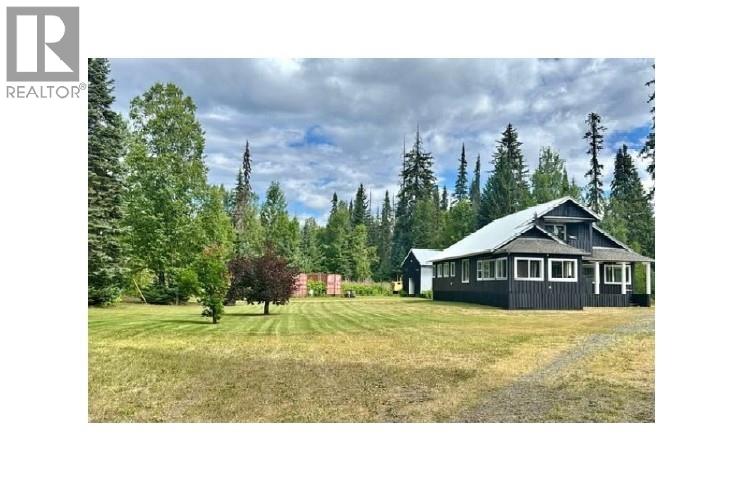 19 Tintina Rd, Stewart, BC V0J 3S0