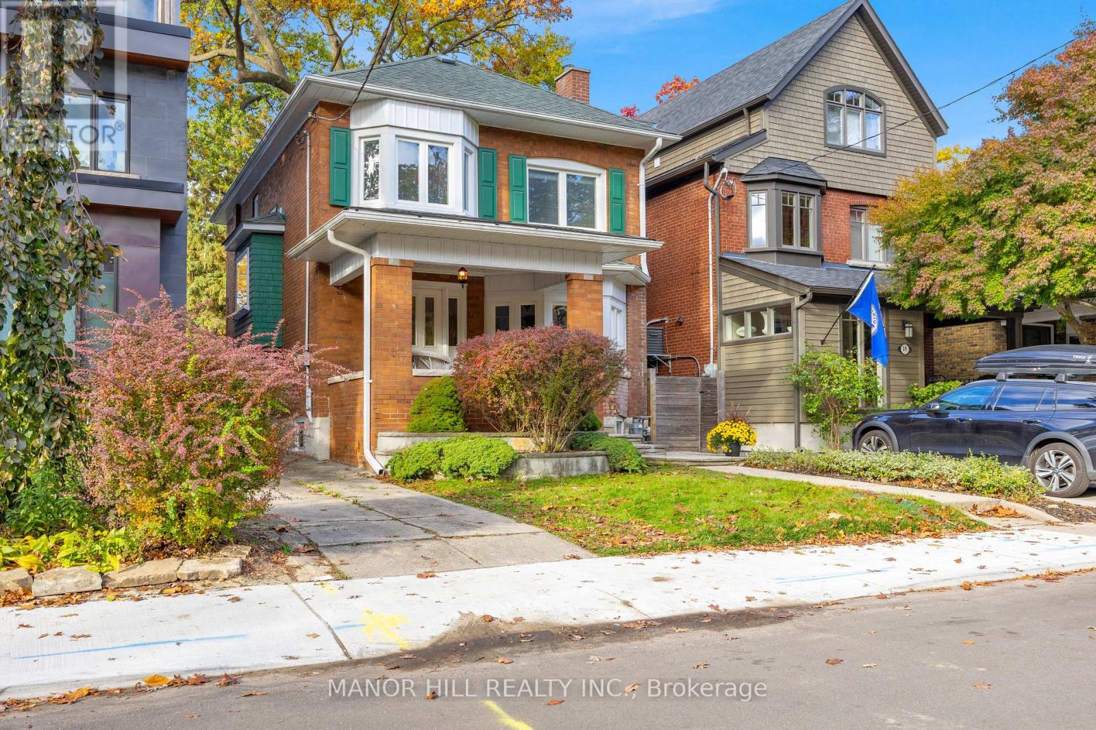 16 Evans Ave, Toronto, ON M6S 3V6