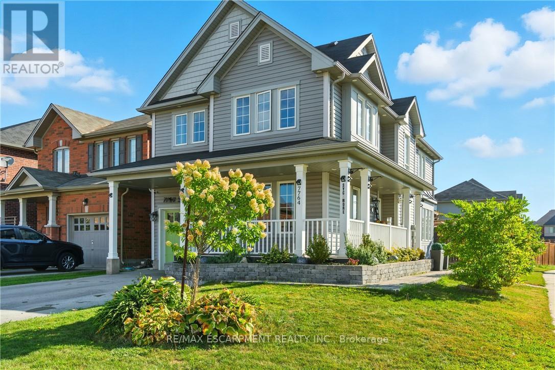 7764 Sycamore Dr, Niagara Falls, ON L2H 0N6