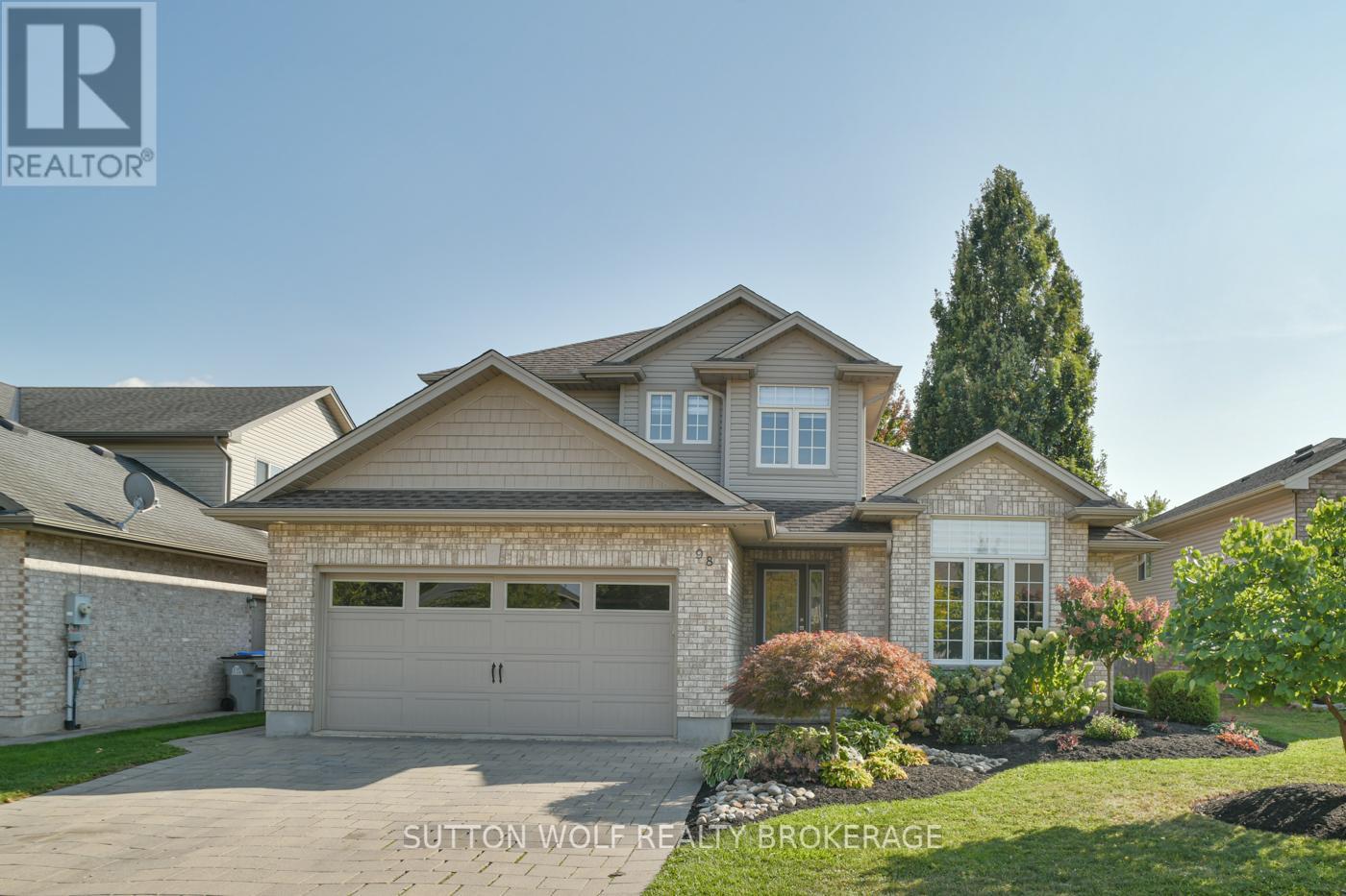 98 Steven St, Strathroy-Caradoc, ON N7G 4K9