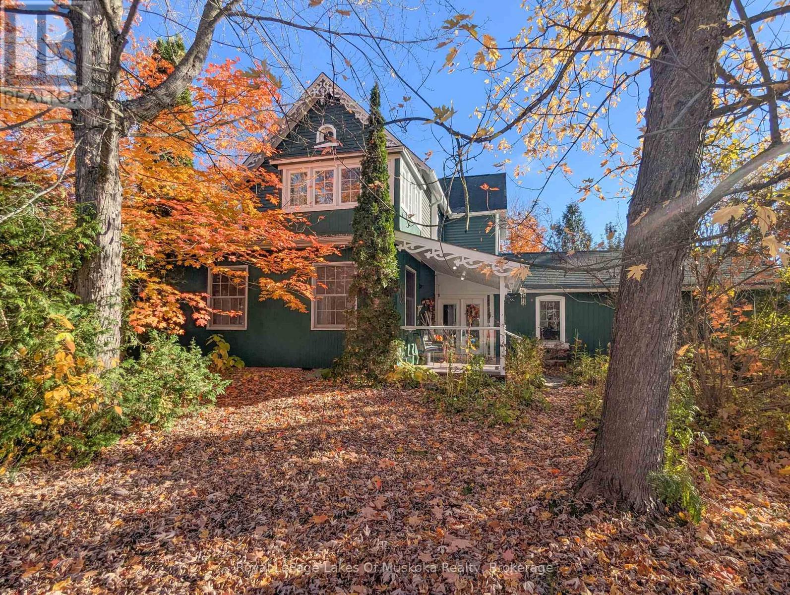 86 Quebec St, Bracebridge, ON P1L 2A4