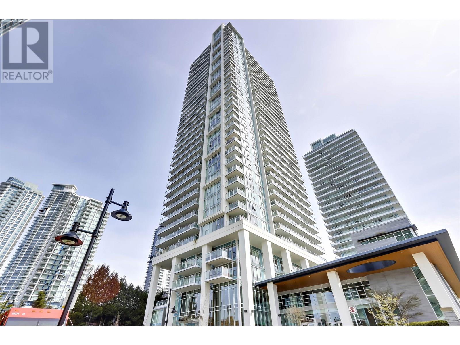 657 Whiting Way Unit 3601, Coquitlam, BC V3J 0J6
