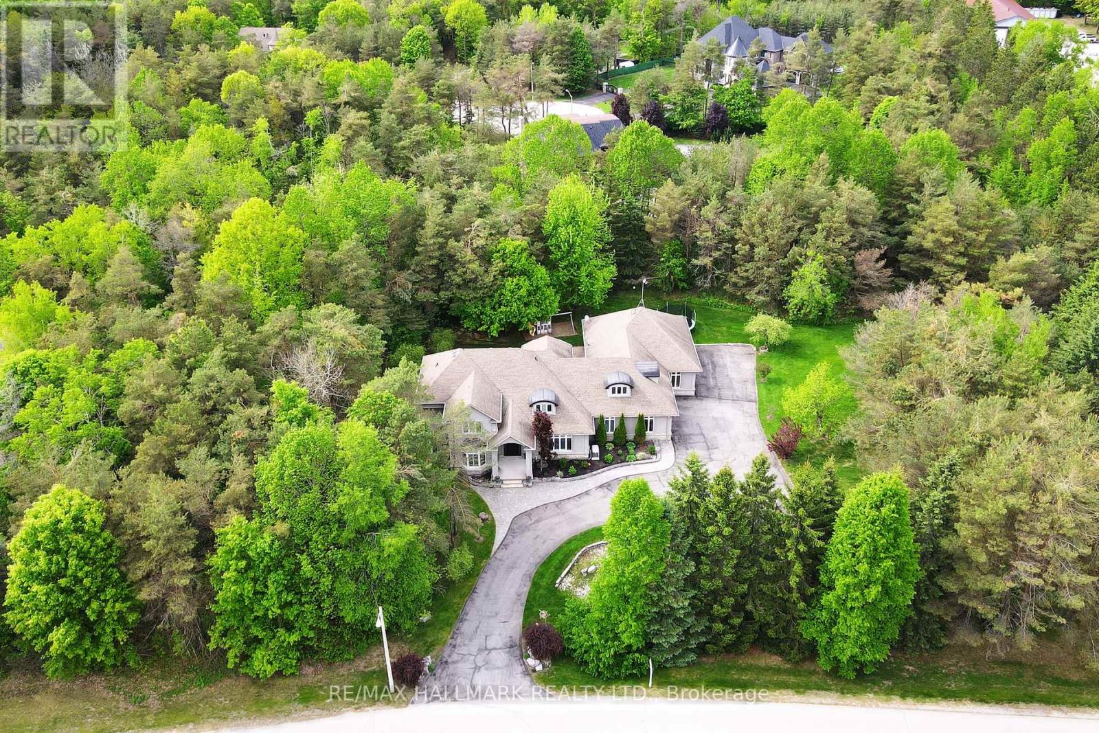 11 Loggers Trl, Whitchurch-stouffville, ON L4A 2L6