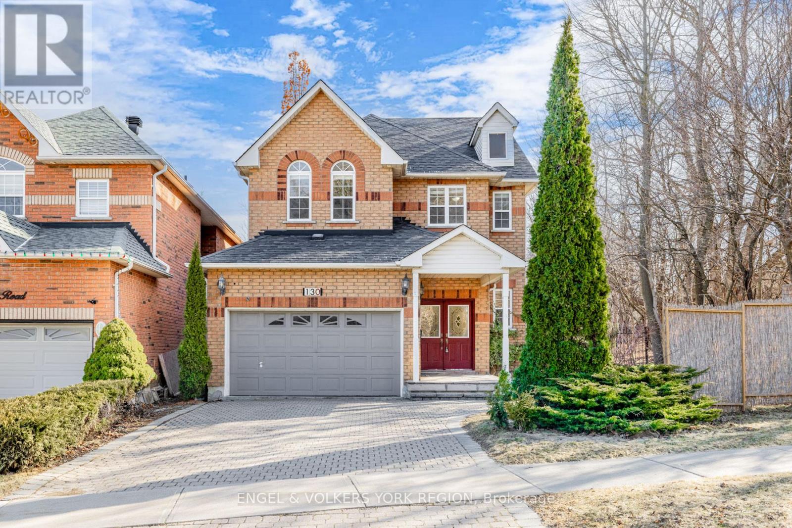 130 Old Colony Rd, Richmond Hill, ON L4E 3V1