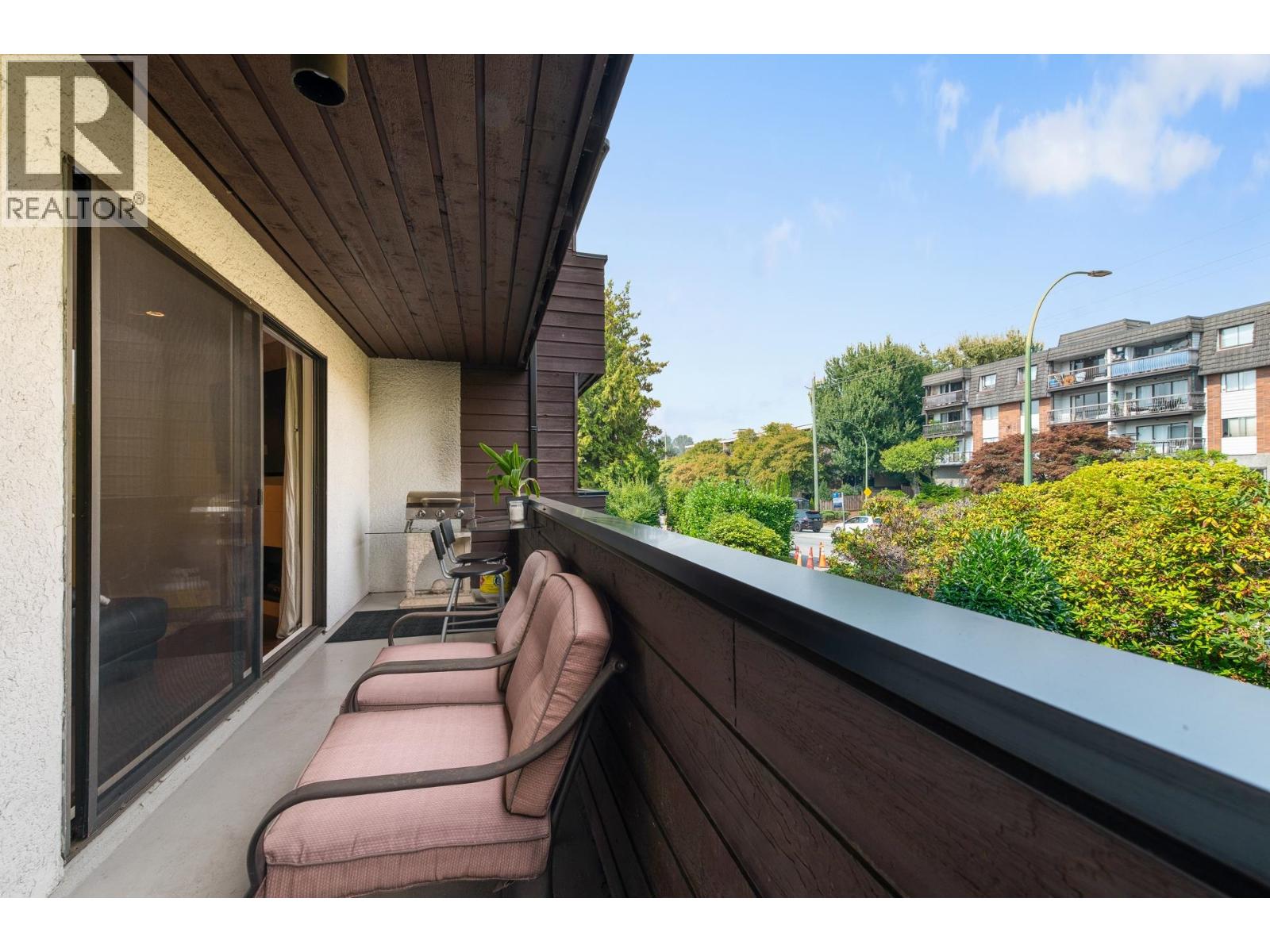 341 W 3rd Street Unit 204, North Vancouver, BC V7M 1G3