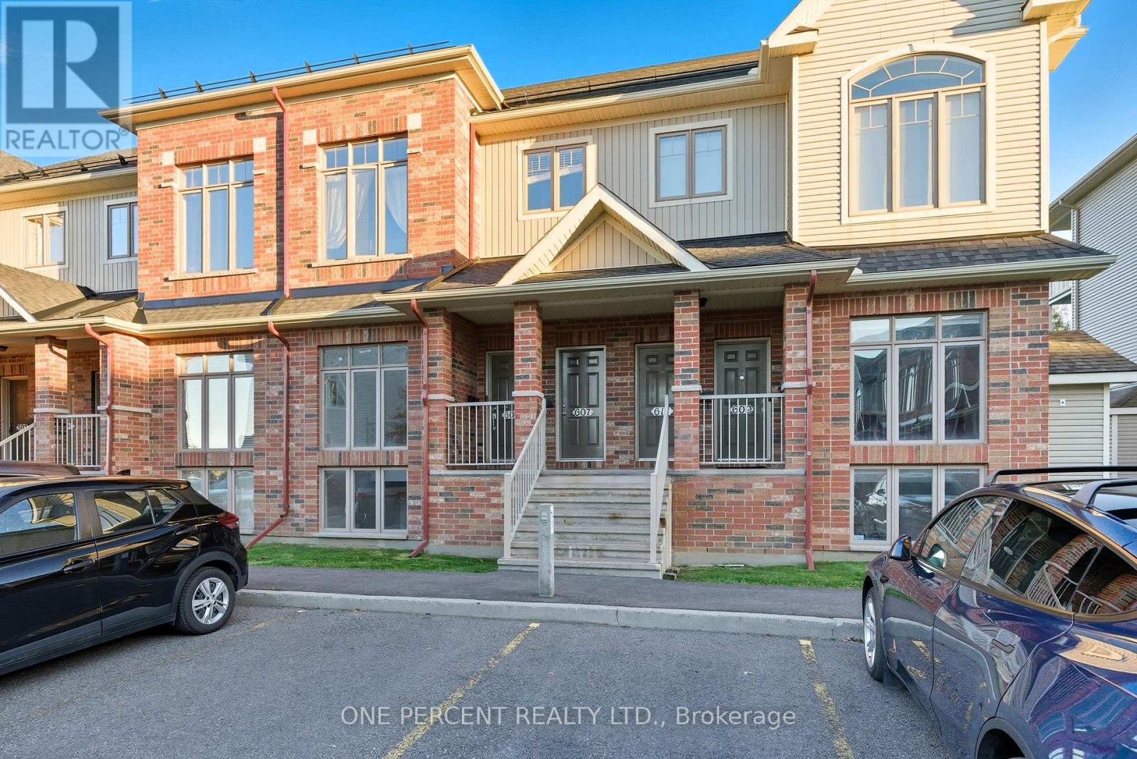605 Reardon Private, Ottawa, ON K1V 2K9