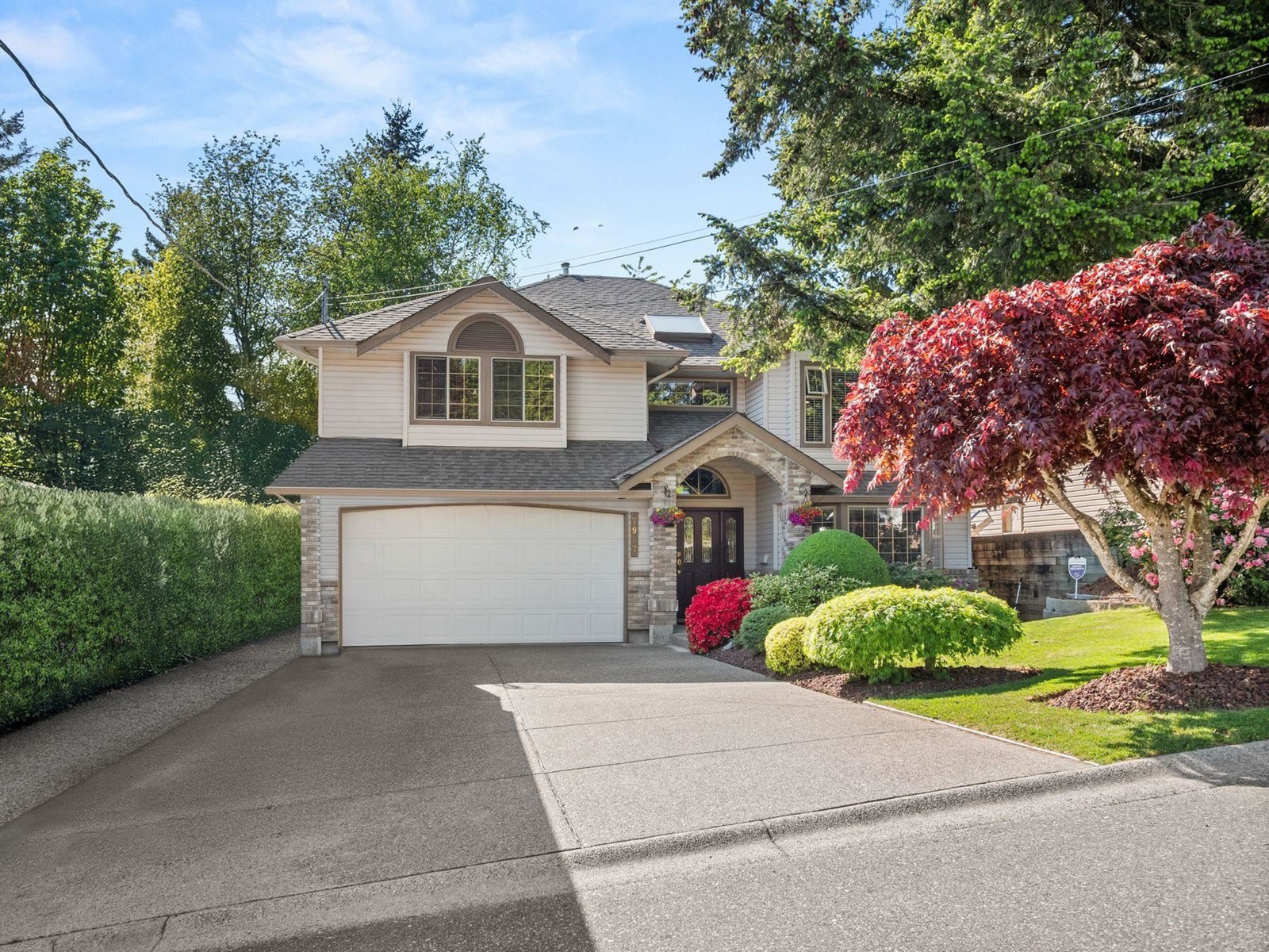 7937 Burdock St, Mission, BC V2V 4Y5