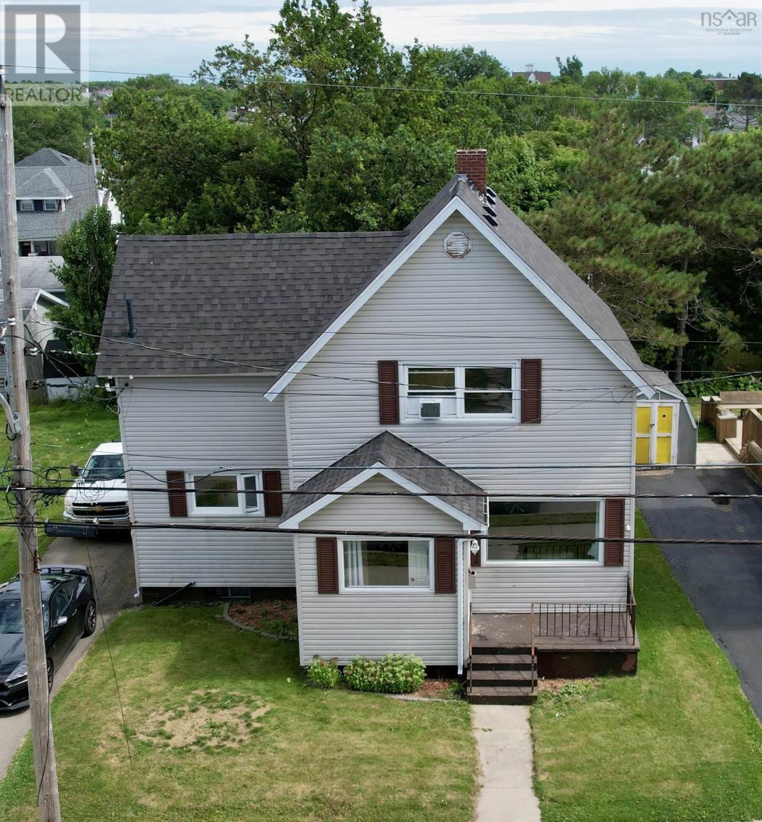 319 York St, Glace Bay, NS B1A 2M6
