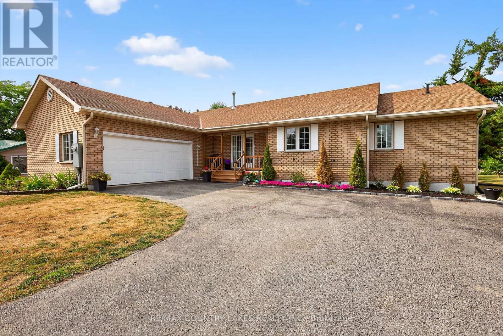 141 Bayshore Dr, Ramara, ON L0K 1B0