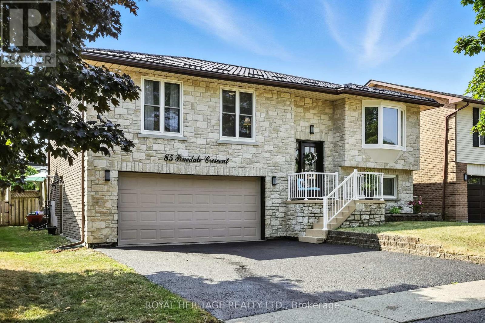 85 Pinedale Cres, Clarington Courtice, ON L1E 1C4