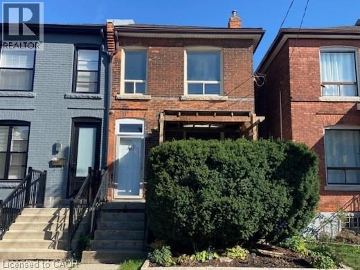 40 Madison Ave, Hamilton, ON L8L 5Y4