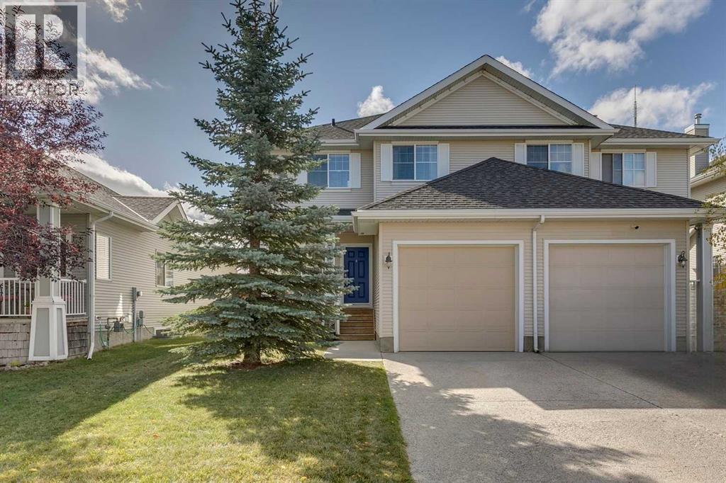 320 Cougartown Cir SW, Calgary, AB T3H 0A5