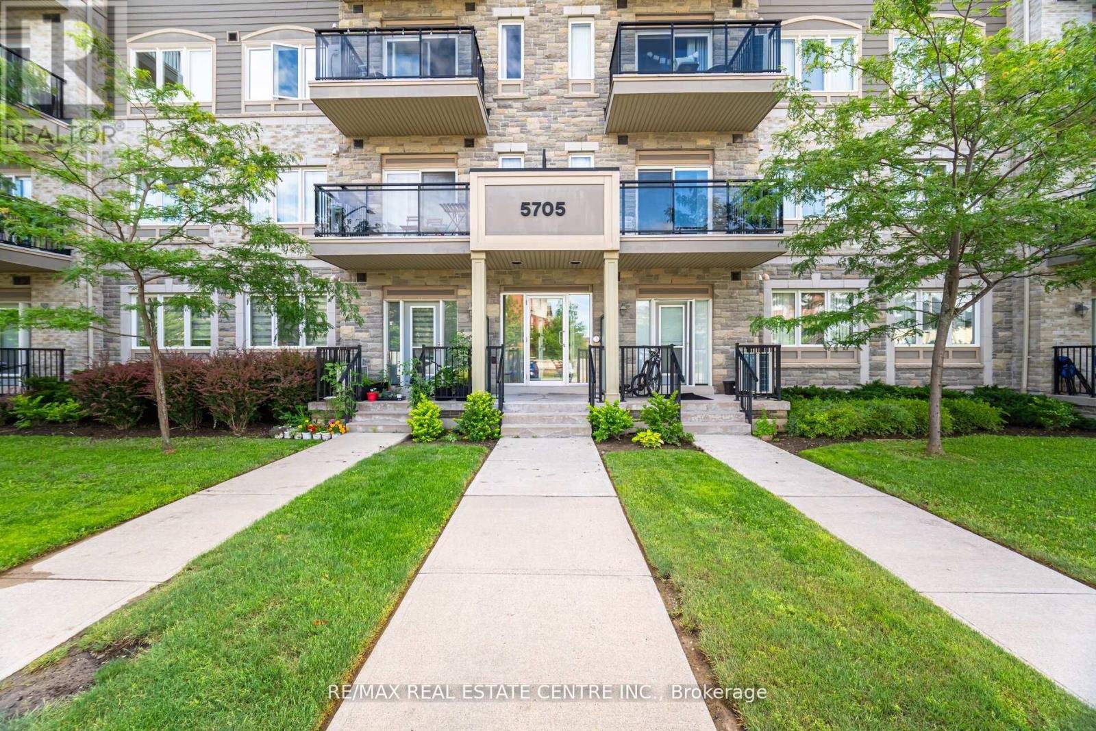 305 5705 Long Valley Rd, Mississauga, ON L5M 0M3
