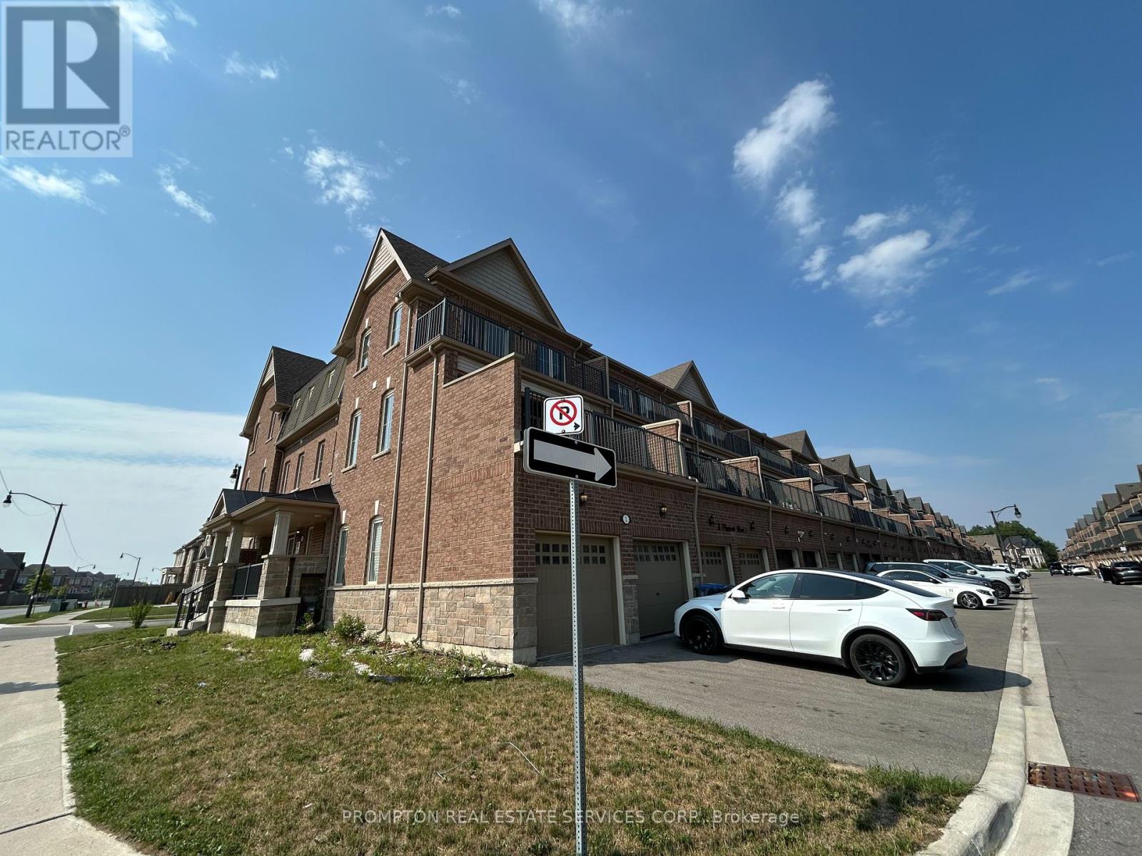 1 Fresnel Rd, Brampton, ON L7A 4Z2