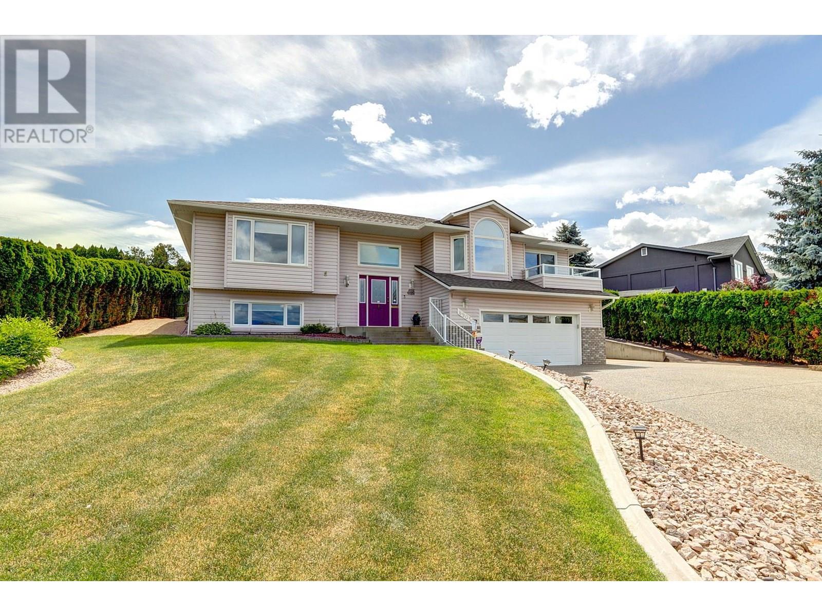 8905 Orchard Ridge Dr, Coldstream, BC V1B 1Z7