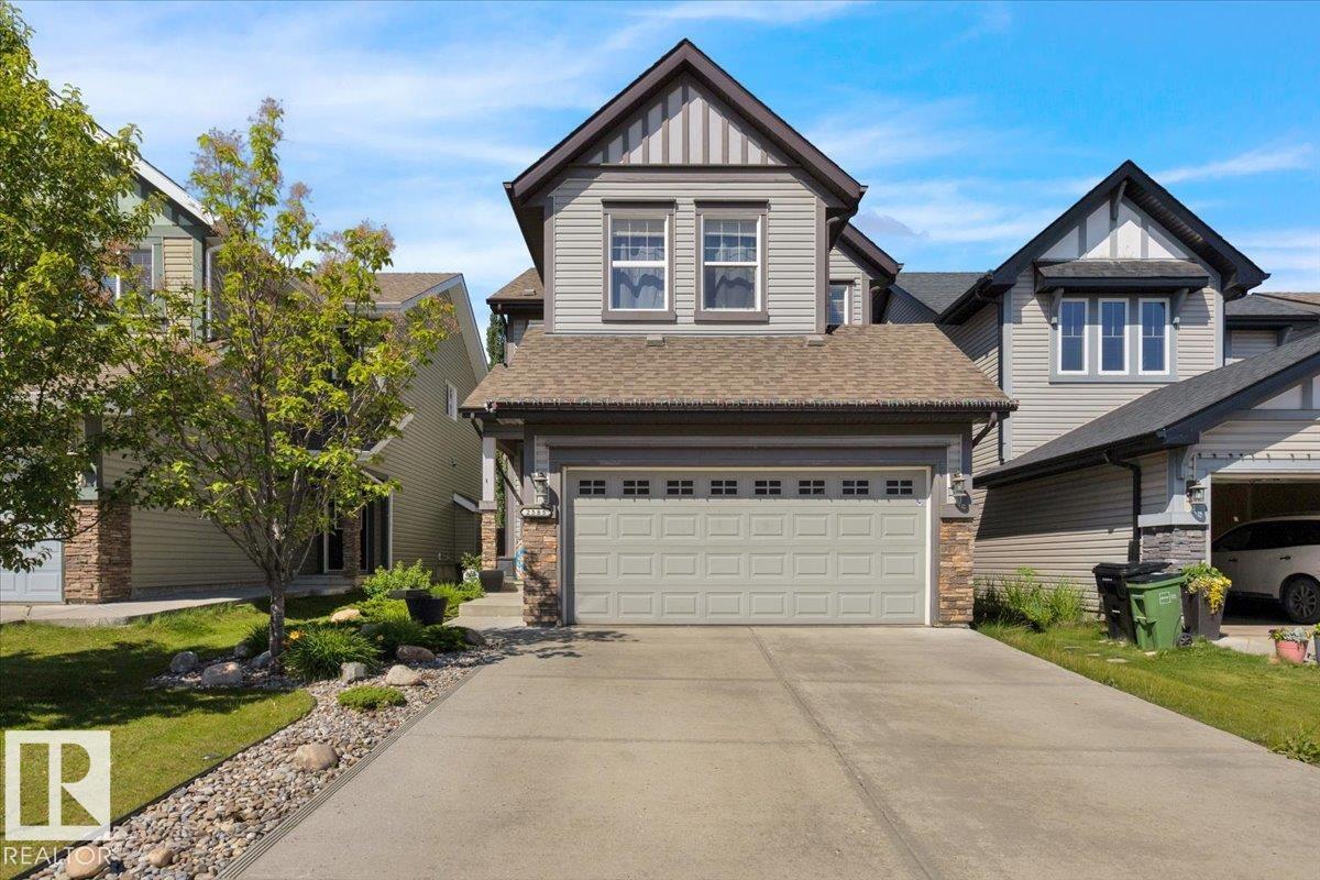 2585 Cole Cr SW, Edmonton, AB T6W 2A3