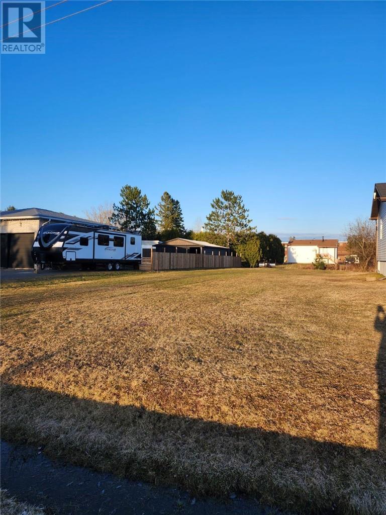 24 Notre Dame, St.-Charles, ON P0M 2W0