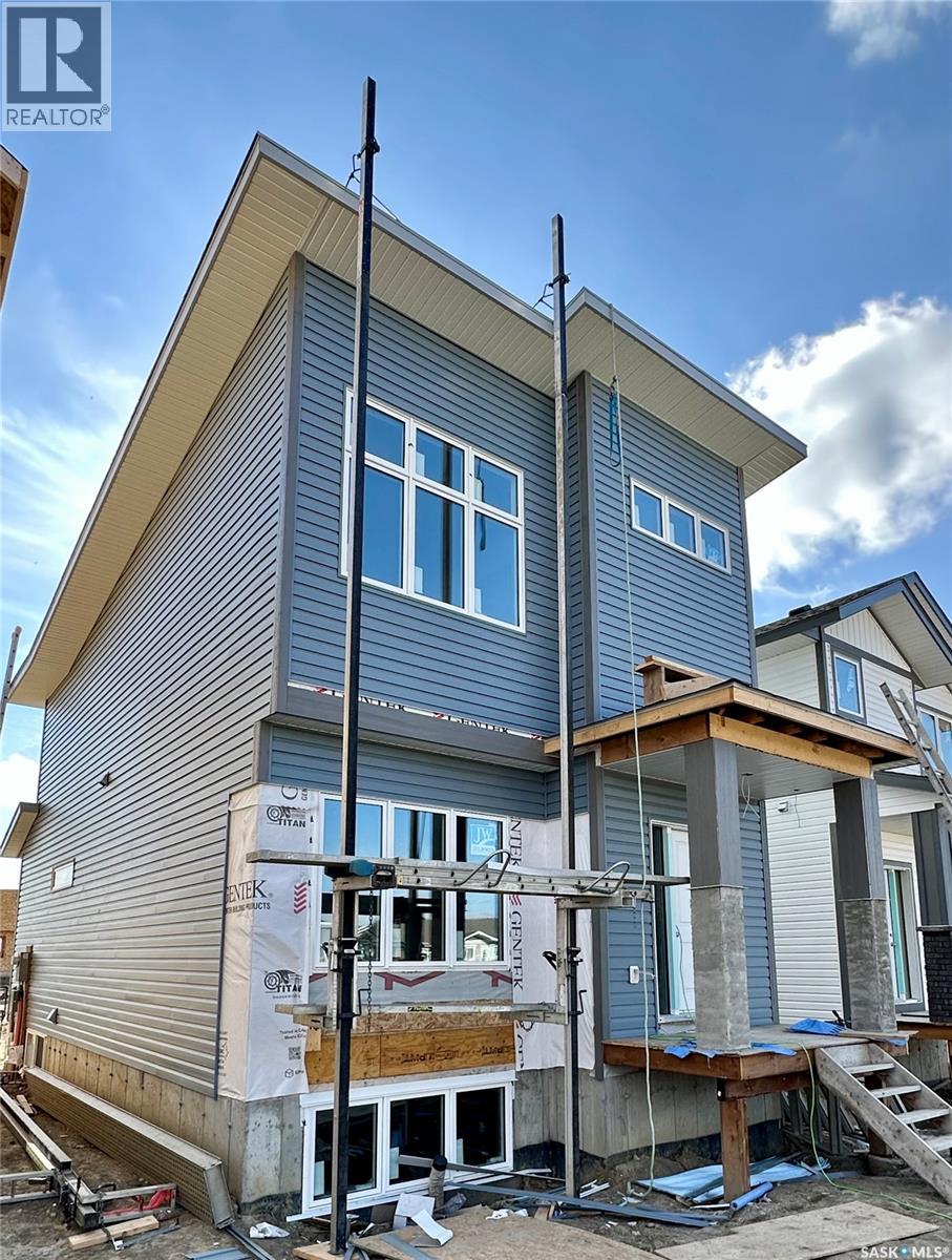 1404 Besnard Dr, Martensville, SK S0K 2T1