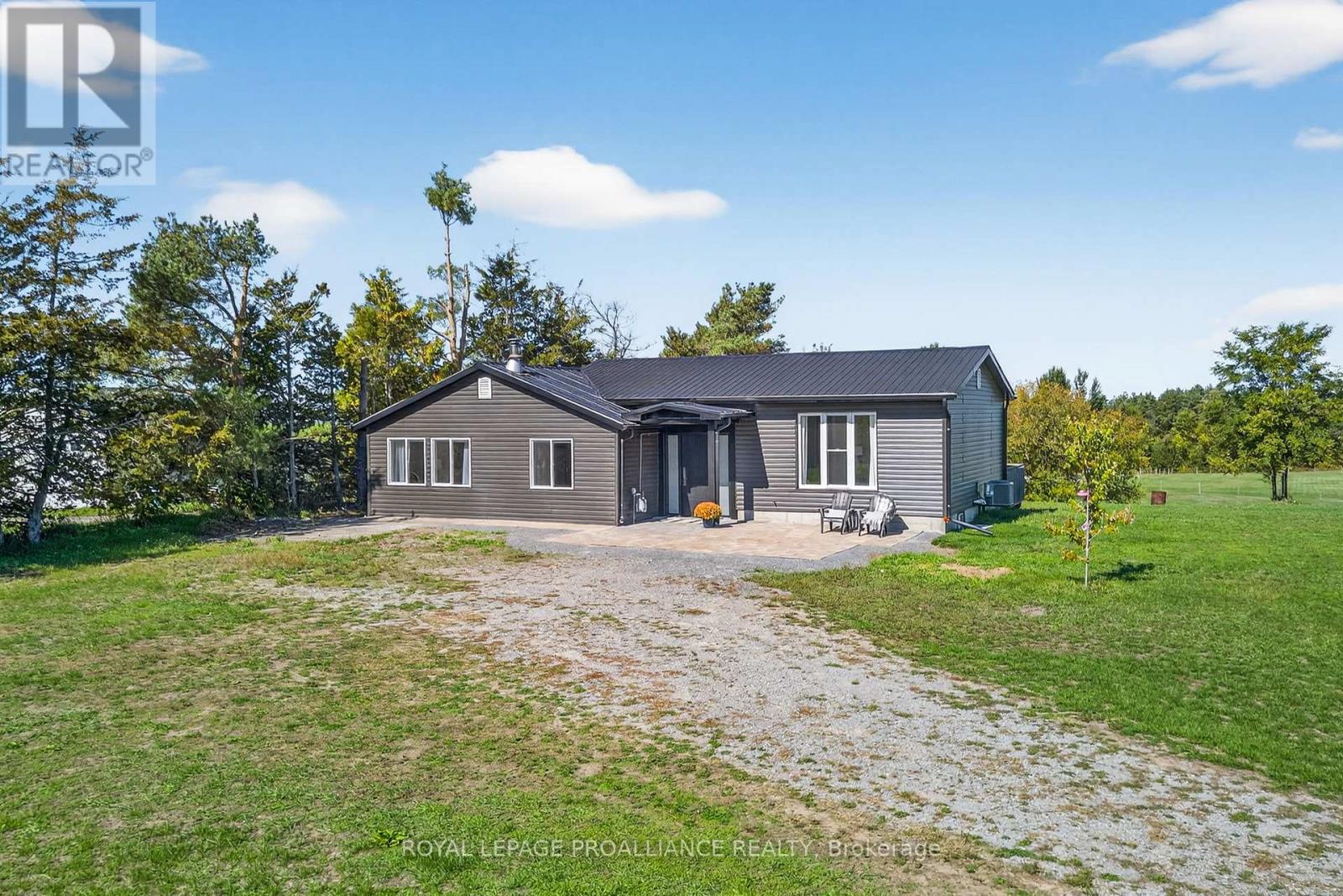 1282 County Road 5, Quinte West, ON K0K 2C0