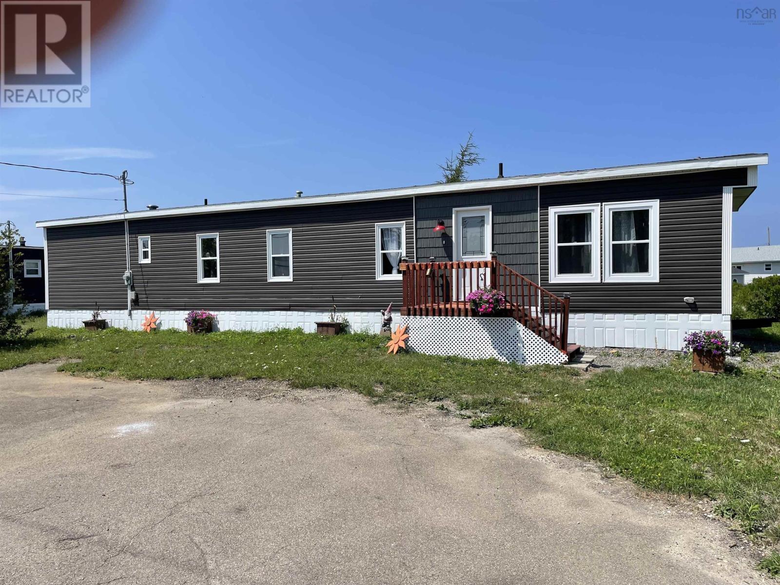 3739 New Waterford Hwy, New Victoria, NS B1H 5B8