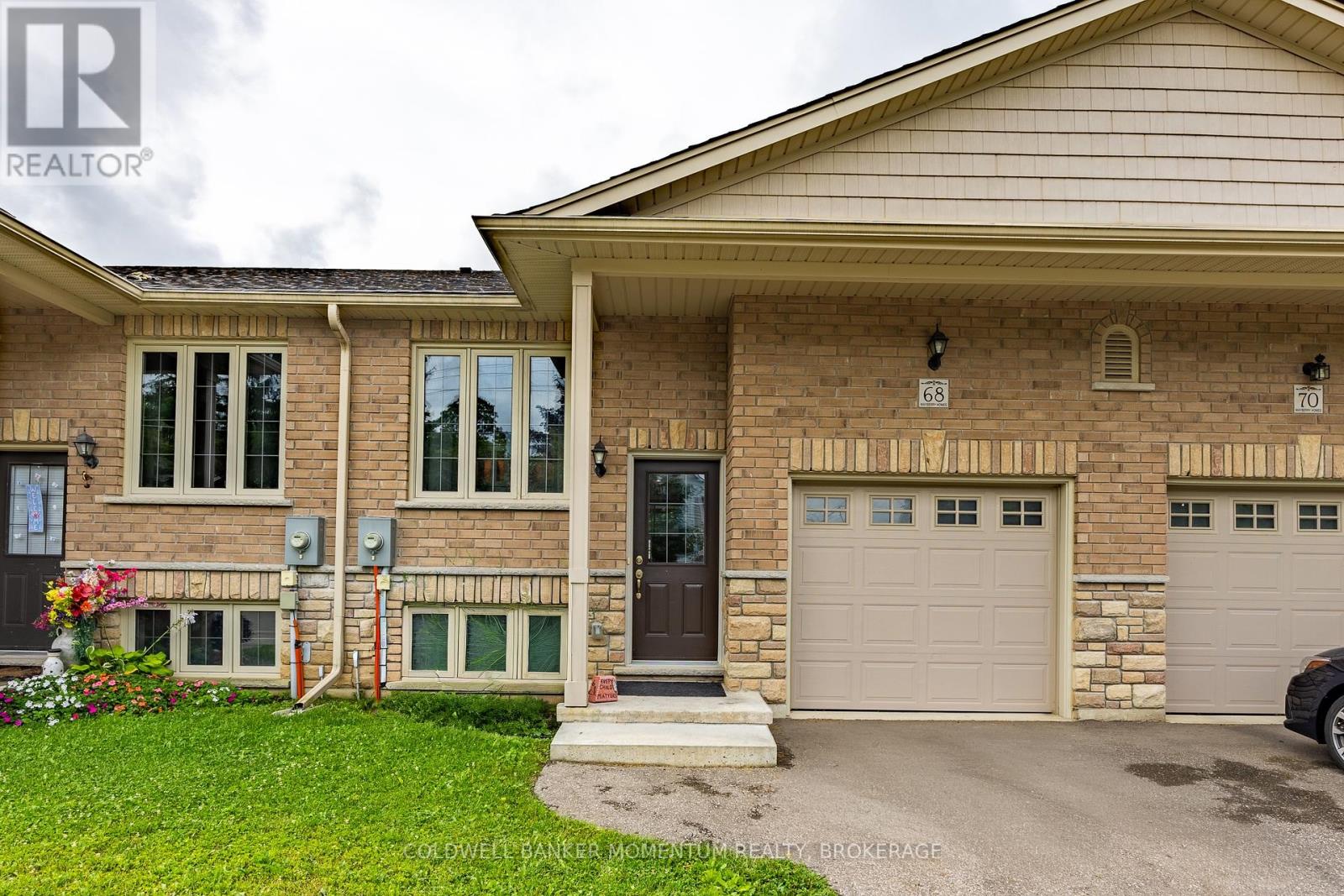 68 N Main St, Norfolk Simcoe, ON N3Y 2M3