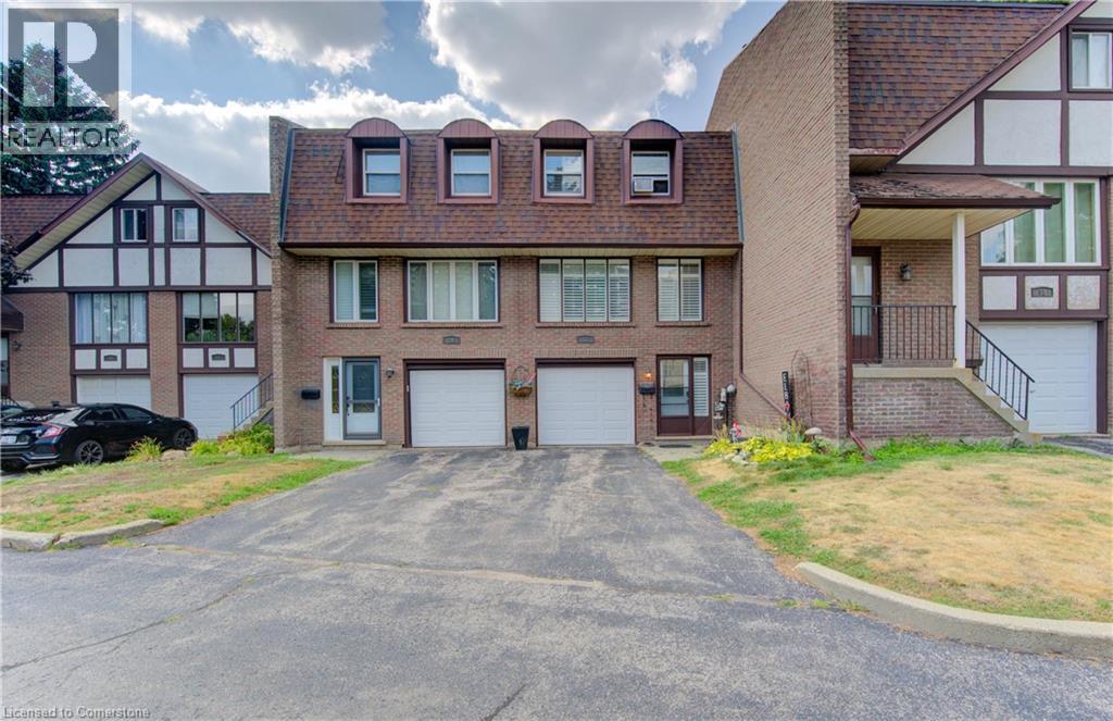 49 Cedarwoods Crescent Unit 57, Kitchener, ON N2C 2L1