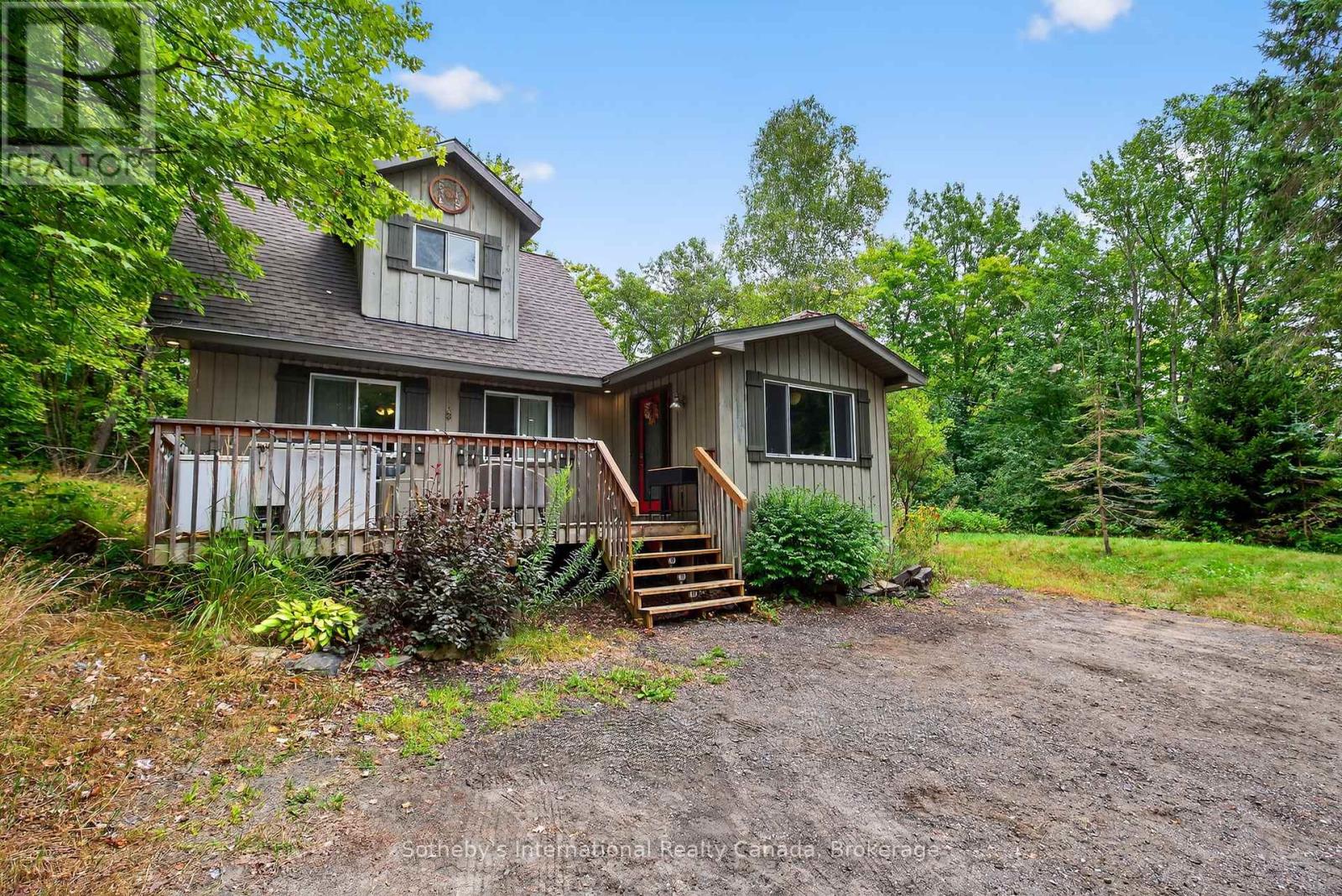 1132 Limberlost Rd, Lake of Bays, ON P1H 2J6
