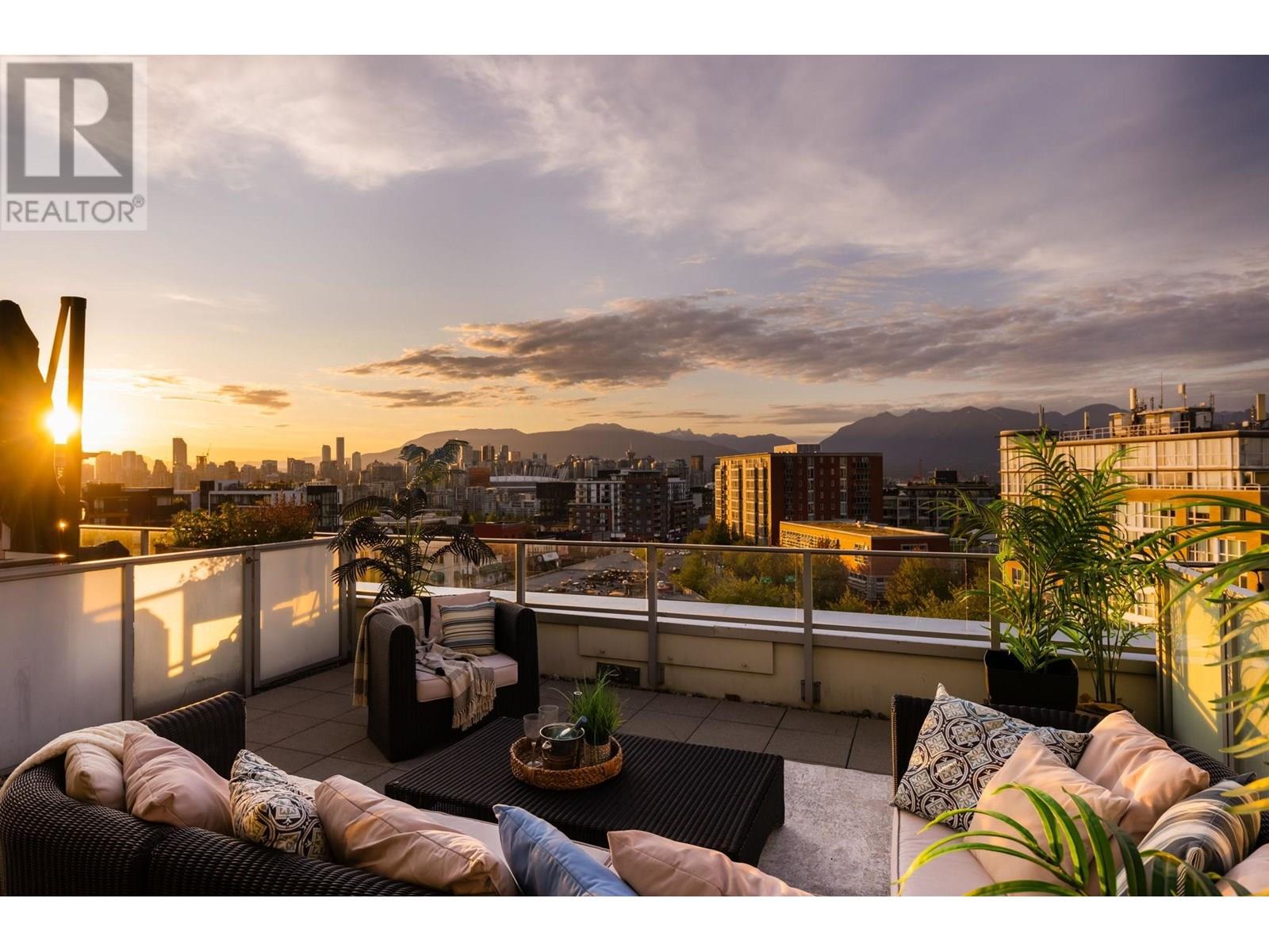 2508 Watson Street Unit 602, Vancouver, BC V5T 3G9