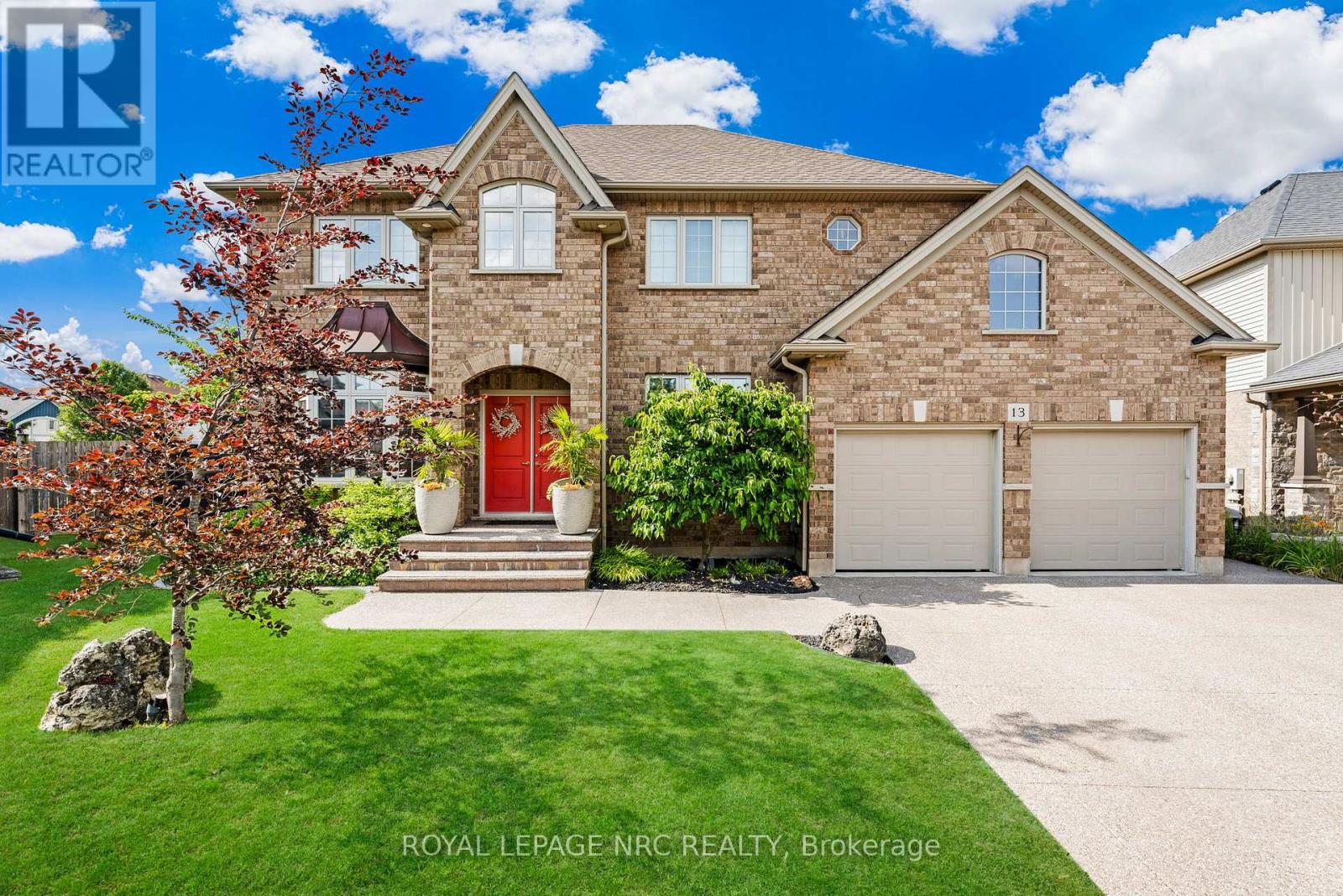 13 Alex Grant Pl, St. Catharines, ON L2P 0A2